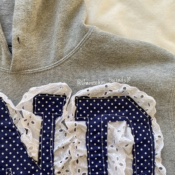 University of Notre Dame hand sewn lace polka dot hoodie - Picture 8 of 9